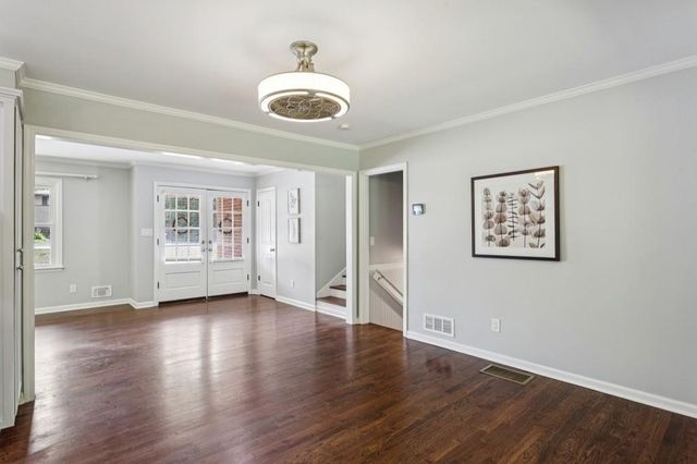 688 Huntington Place SE, Marietta, GA 30067