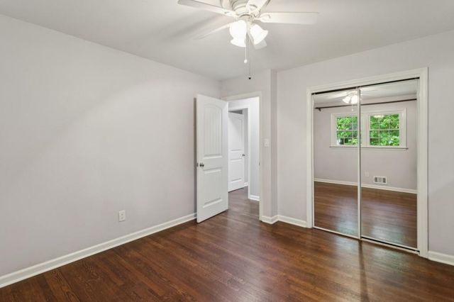 688 Huntington Place SE, Marietta, GA 30067