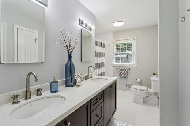 688 Huntington Place SE, Marietta, GA 30067