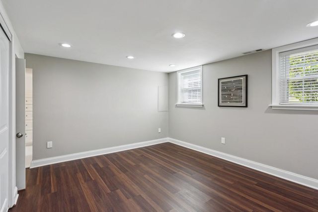688 Huntington Place SE, Marietta, GA 30067