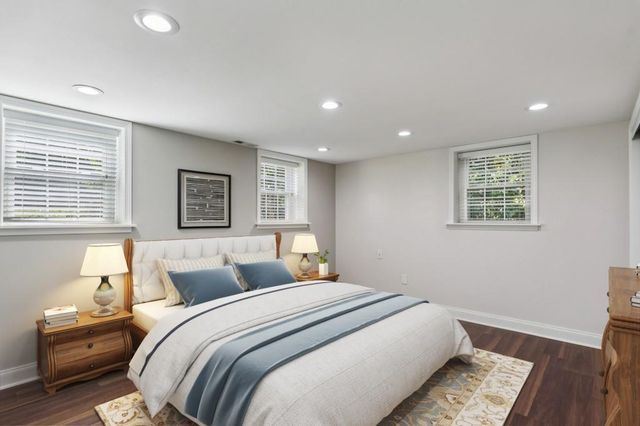 688 Huntington Place SE, Marietta, GA 30067