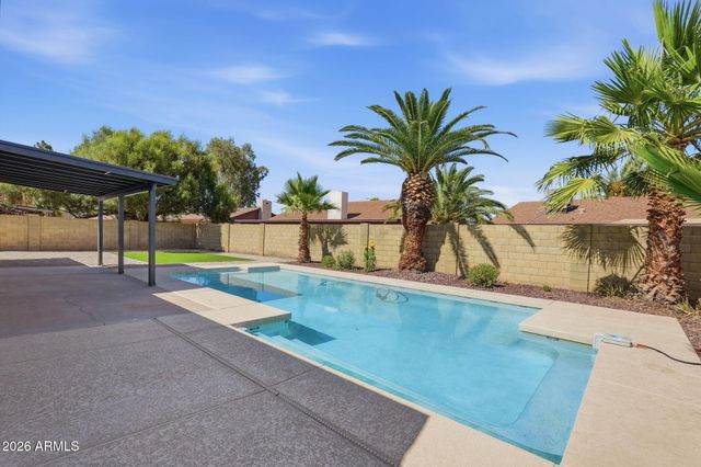 3205 N WOODBURNE Drive, Chandler, AZ 85224
