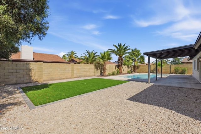 3205 N WOODBURNE Drive, Chandler, AZ 85224