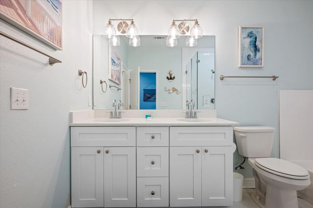 1985 Avenue I, Crystal Beach, TX 77650