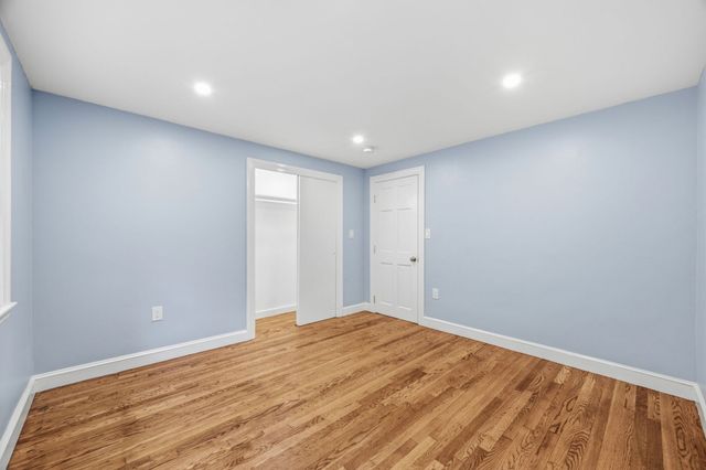 116 Washington St 116, Melrose, MA 02176