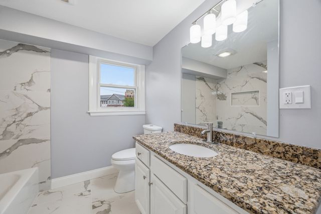 116 Washington St 116, Melrose, MA 02176