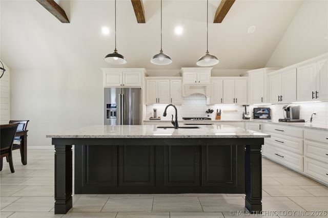3995 E 130th Place N, Skiatook, OK 74070