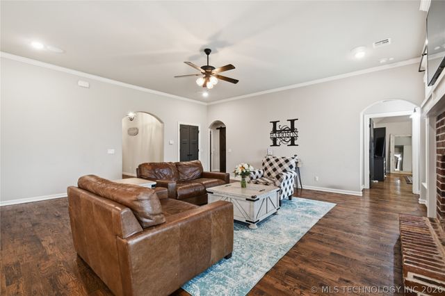 3995 E 130th Place N, Skiatook, OK 74070