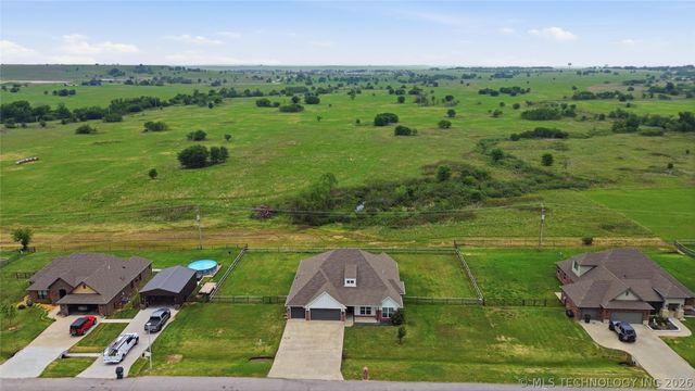 3995 E 130th Place N, Skiatook, OK 74070