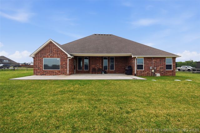 3995 E 130th Place N, Skiatook, OK 74070