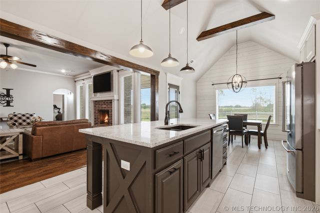 3995 E 130th Place N, Skiatook, OK 74070