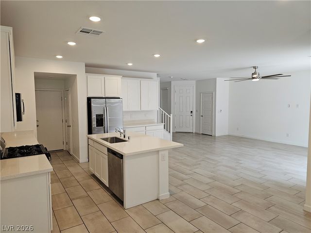 6851 Gaslamp Harbor Avenue, Las Vegas, NV 89156