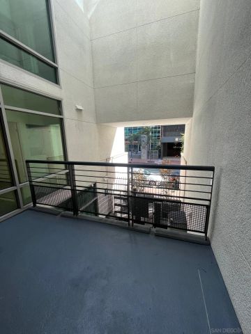 425 W Beech St 204, San Diego, CA 92101