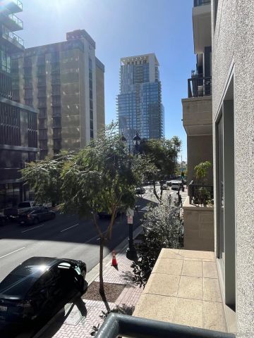 425 W Beech St 204, San Diego, CA 92101