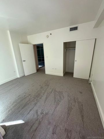 425 W Beech St 204, San Diego, CA 92101