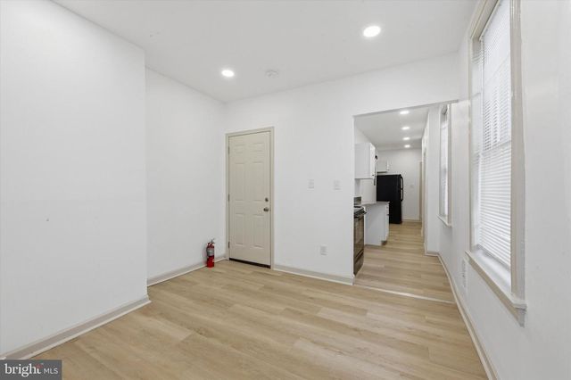 907 BELMONT AVE, Philadelphia, PA 19104