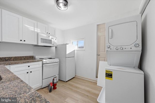 907 BELMONT AVE, Philadelphia, PA 19104