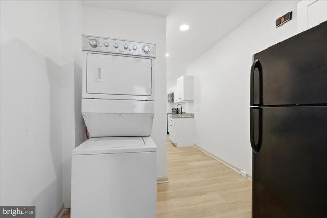 907 BELMONT AVE, Philadelphia, PA 19104