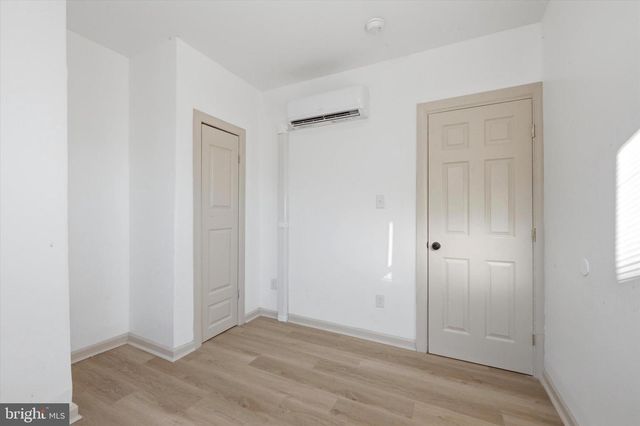 907 BELMONT AVE, Philadelphia, PA 19104