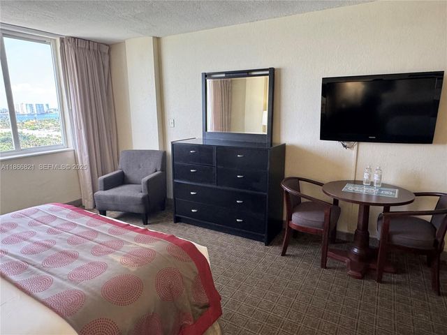19201 Collins Avenue 1108, Sunny Isles Beach, FL 33160