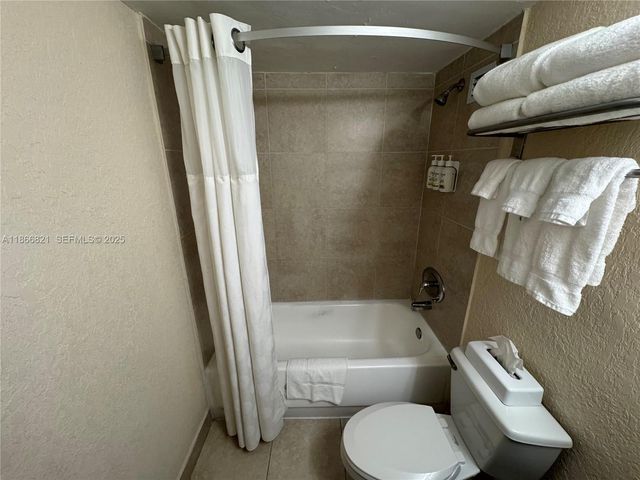 19201 Collins Avenue 1108, Sunny Isles Beach, FL 33160