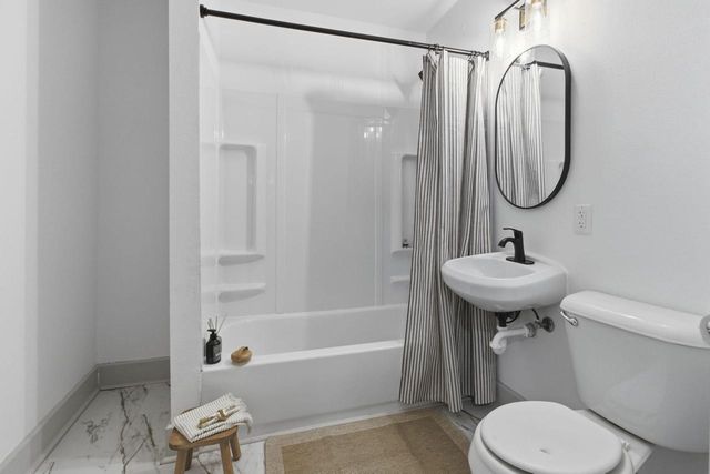 1206 Carlisle AVENUE, Racine, WI 53404