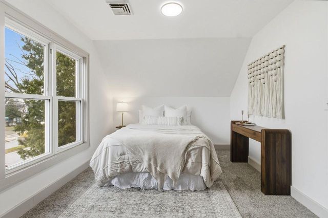 1206 Carlisle AVENUE, Racine, WI 53404