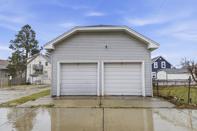 1206 Carlisle AVENUE, Racine, WI 53404