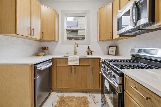 1206 Carlisle AVENUE, Racine, WI 53404