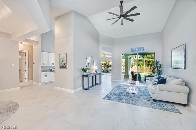 623 SW 56th ST, Cape Coral, FL 33914