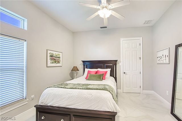 623 SW 56th ST, Cape Coral, FL 33914