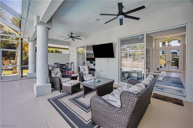 623 SW 56th ST, Cape Coral, FL 33914