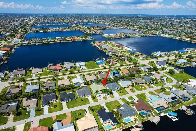 623 SW 56th ST, Cape Coral, FL 33914