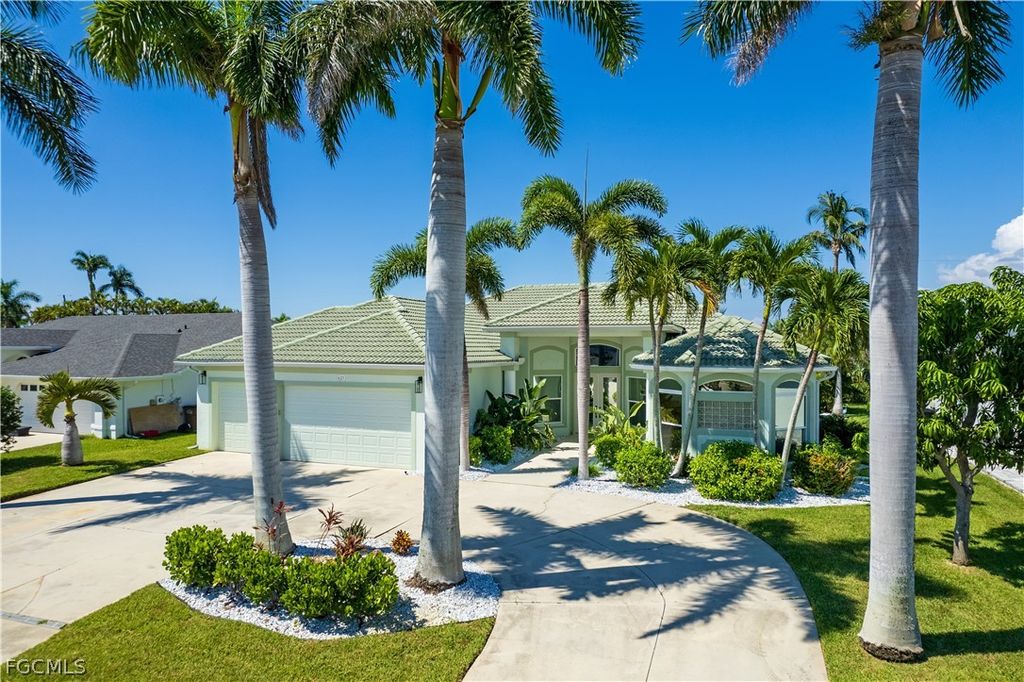 623 SW 56th ST, Cape Coral, FL 33914