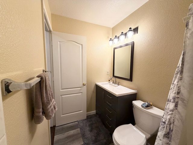 3617 Pine Hollow Way, Antelope, CA 95843