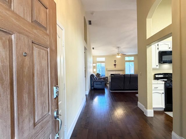 3617 Pine Hollow Way, Antelope, CA 95843