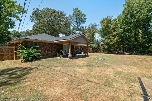 2108 N 47th Terrace, Fort Smith, AR 72904