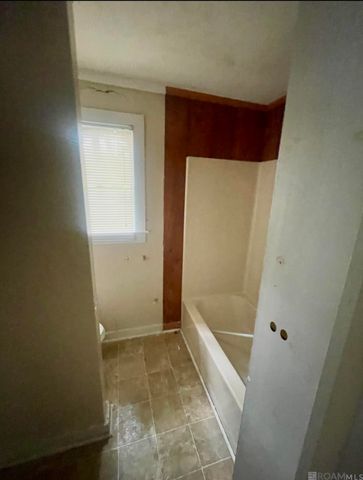 24516 Larry Dr, Denham Springs, LA 70726