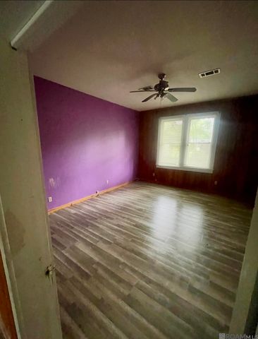 24516 Larry Dr, Denham Springs, LA 70726