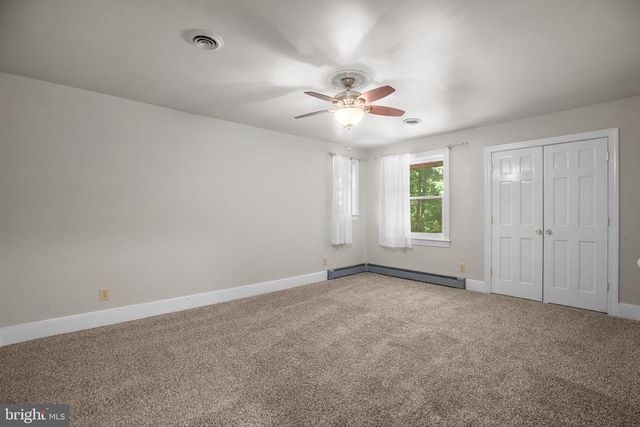 11 RIVER OAK PL, Fredericksburg, VA 22407