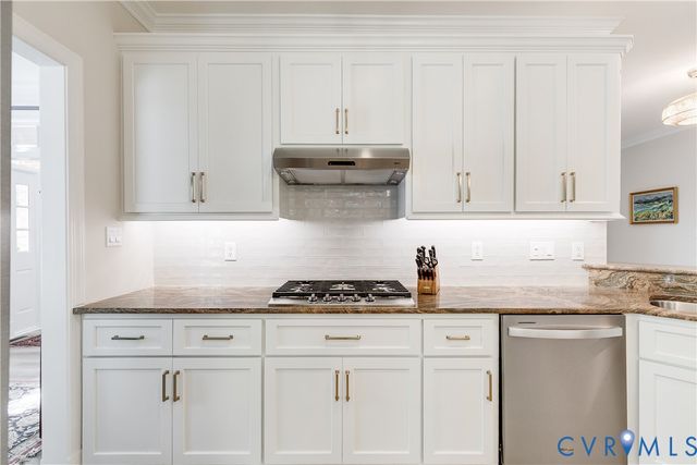 15606 Chesdin Point Dr, Chesterfield, VA 23838