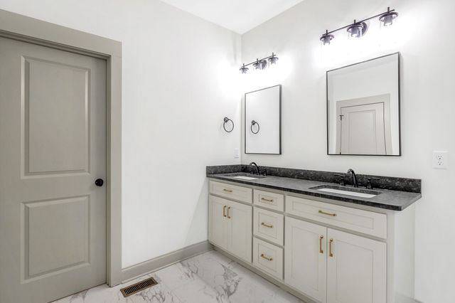 7883 Sawyer Pike, Signal Mountain, TN 37377