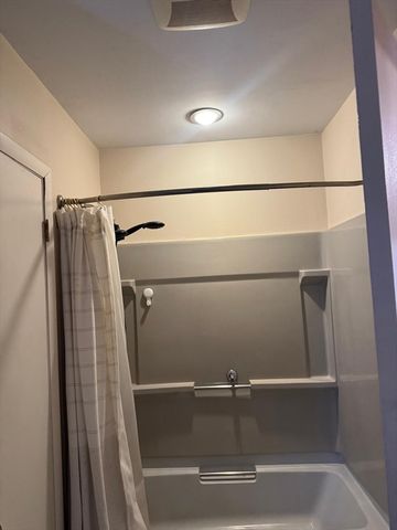 478 Kimball 3, Fitchburg, MA 01420