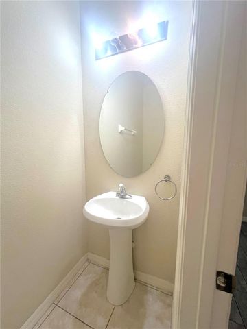 1519 BROKEN OAK DRIVE B, Winter Garden, FL 34787