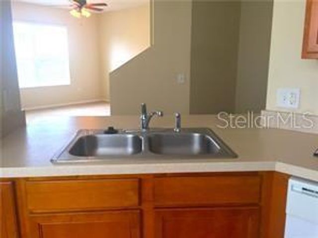 1519 BROKEN OAK DRIVE B, Winter Garden, FL 34787