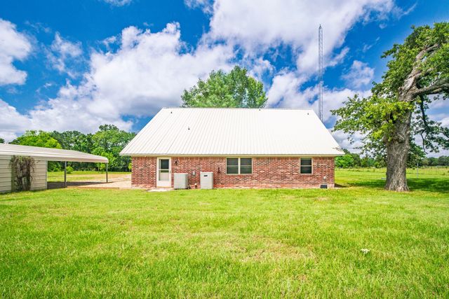 397 Rs County Road 4452, Point, TX 75472