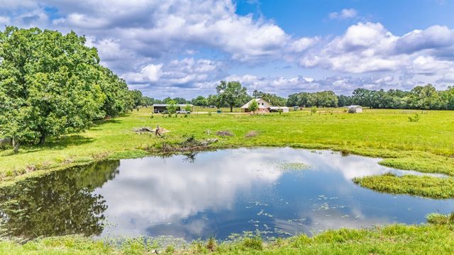 397 Rs County Road 4452, Point, TX 75472