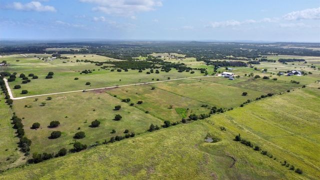 2481 County Road 224, Florence, TX 76527