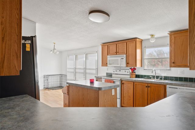 2481 County Road 224, Florence, TX 76527