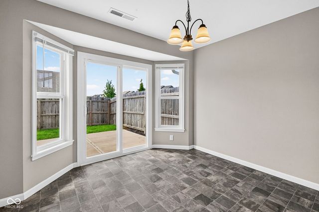 5541 Woods Pointe Drive, Mccordsville, IN 46055